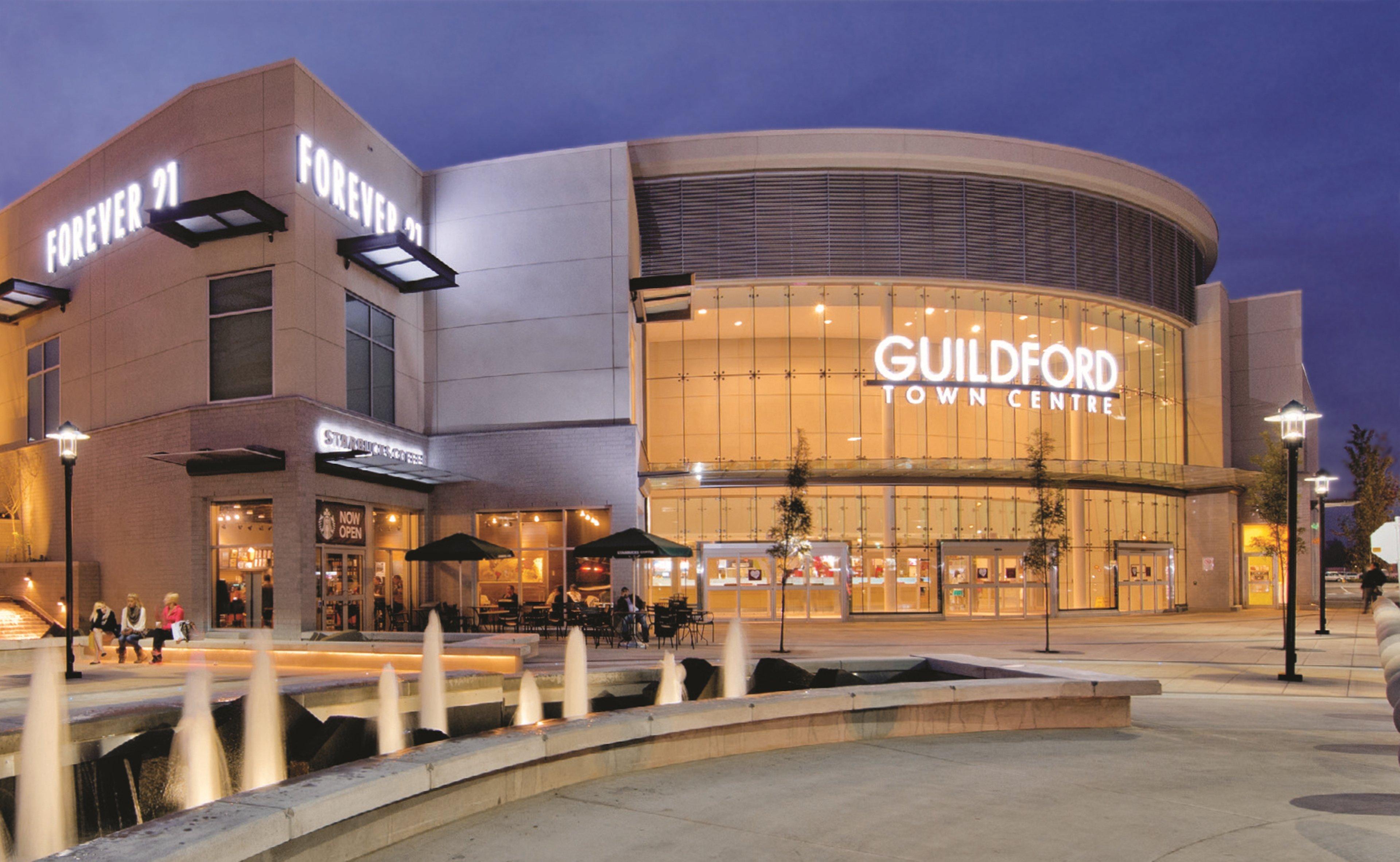 Holiday Inn Express And Suites Surrey By Ihg Εξωτερικό φωτογραφία